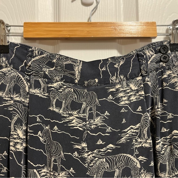 Vintage 100% Silk Zebra Novelty Print Navy Pull On Pants from Ann May Sz 10 - Picture 4 of 12